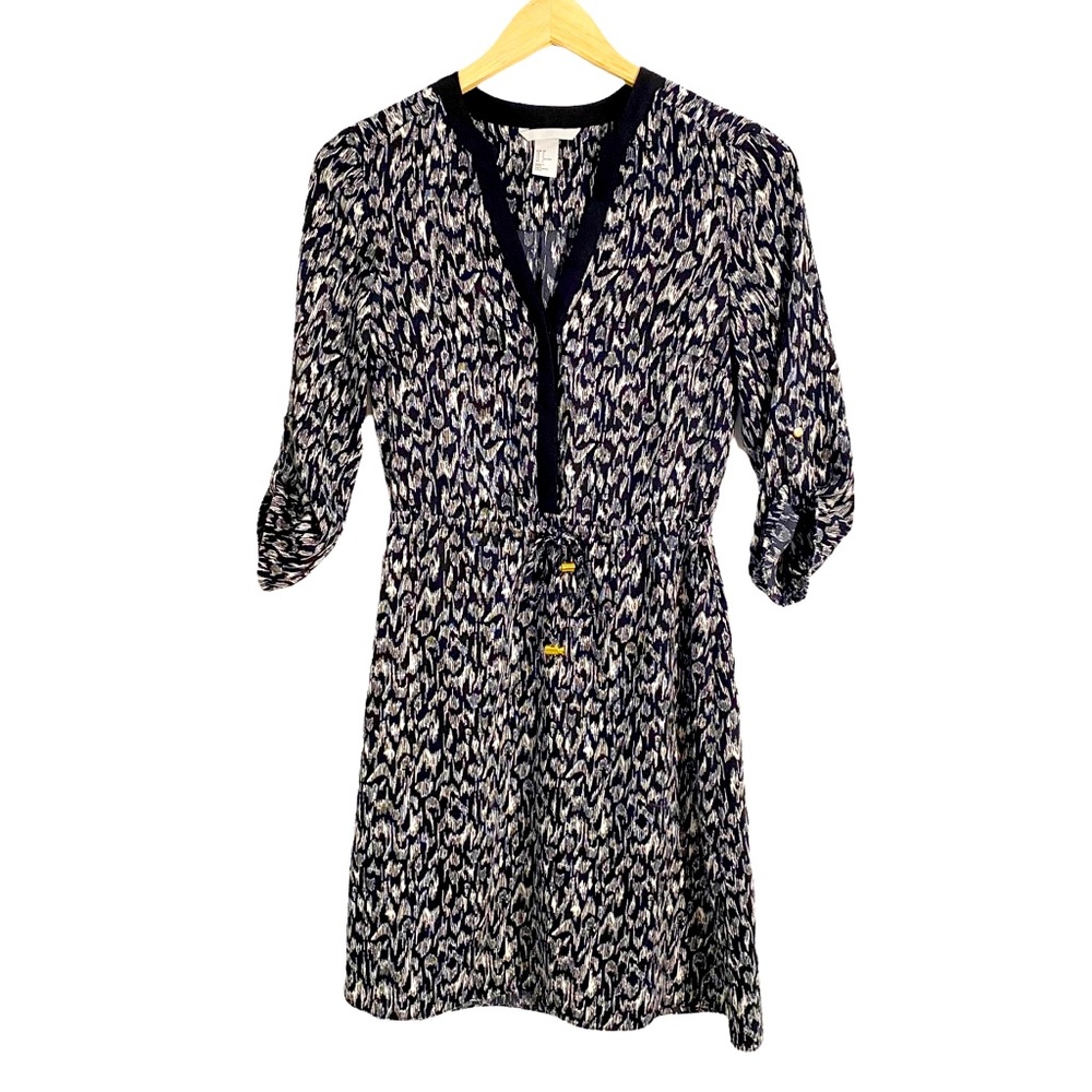 H&M Black, White & Gray Ikat Print Roll Tab Sleeves Dress, Size 2